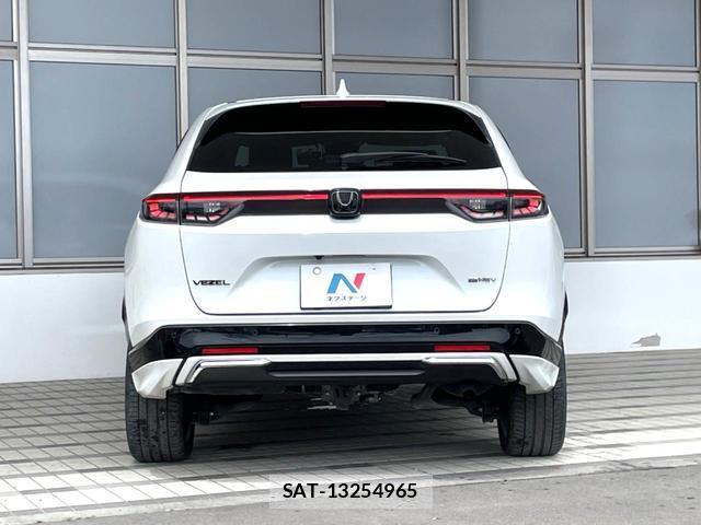 Honda VEZEL 2021-06 8009909-16