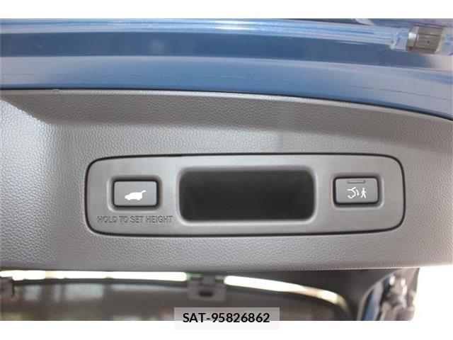 Honda VEZEL 2025-09 8010190-4