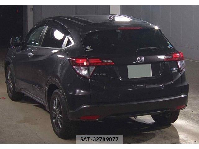 Honda VEZEL 2016-04 8010568-1