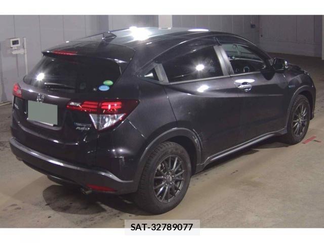 Honda VEZEL 2016-04 8010568-4