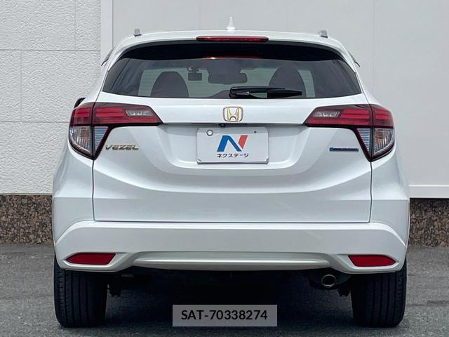 Honda VEZEL 2015-07 8011234-15