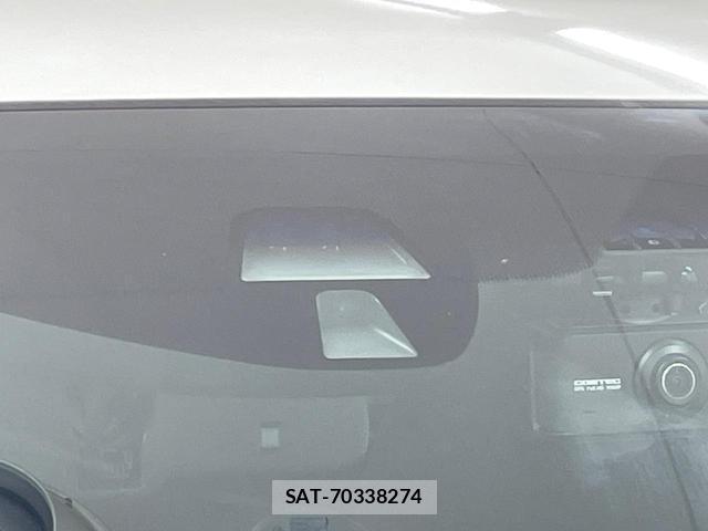 Honda VEZEL 2015-07 8011234-2