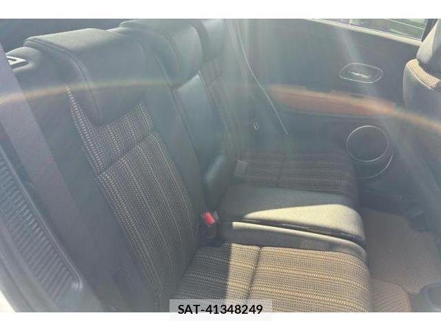 Honda VEZEL 2016-10 8011530-4