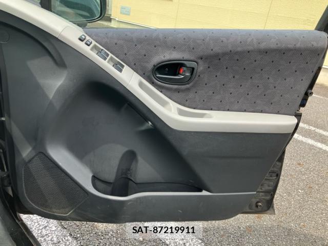 Toyota VITZ 2009-08 8004834-19