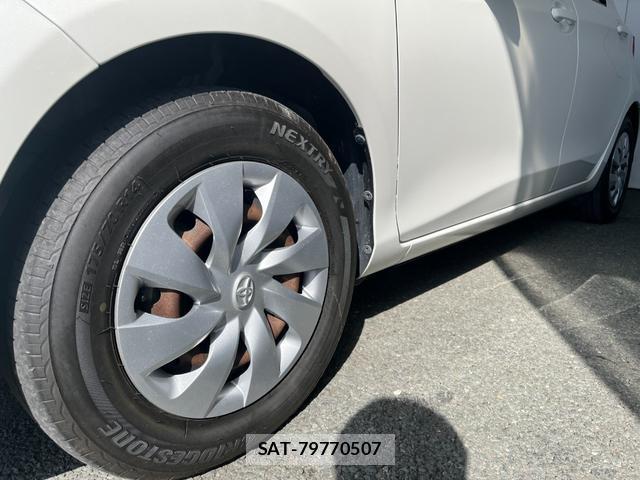 Toyota VITZ 2017-06 8006360-5