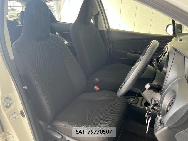 Toyota VITZ 2017-06 8006360-6
