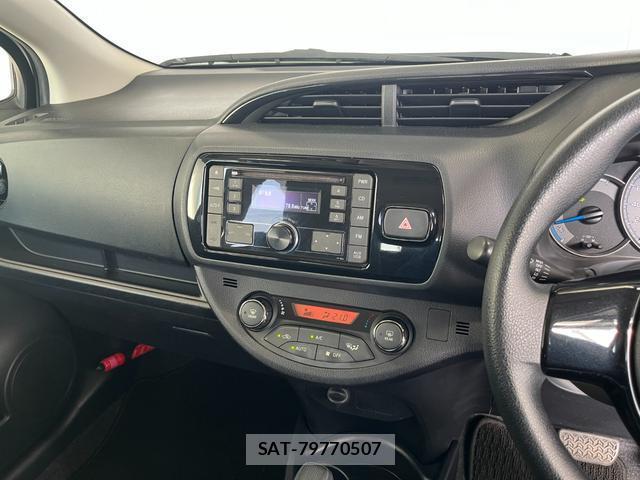 Toyota VITZ 2017-06 8006360-7