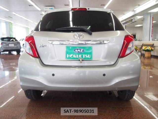 Toyota VITZ 2011-11 8007439-1