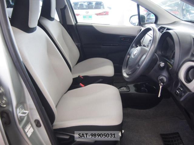 Toyota VITZ 2011-11 8007439-5