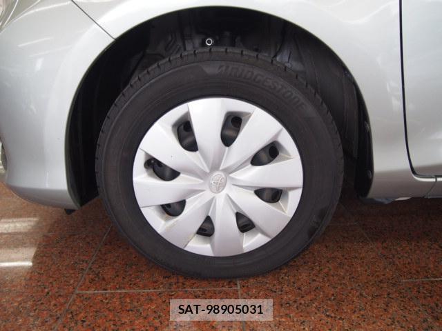 Toyota VITZ 2011-11 8007439-8