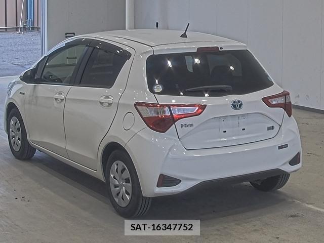 Toyota VITZ 2019-06 8009308-1