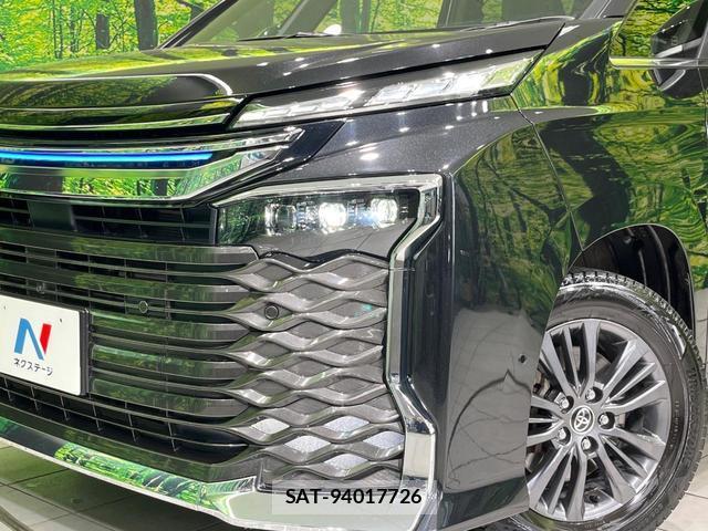 Toyota VOXY 2024-06 8003022-12