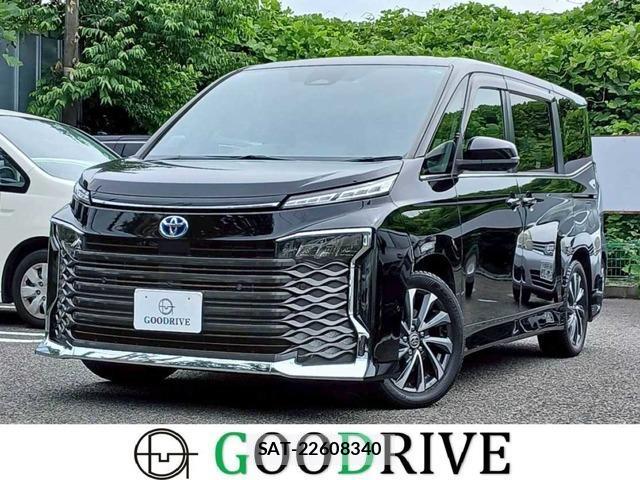 Toyota VOXY 2022-03 8003599-0