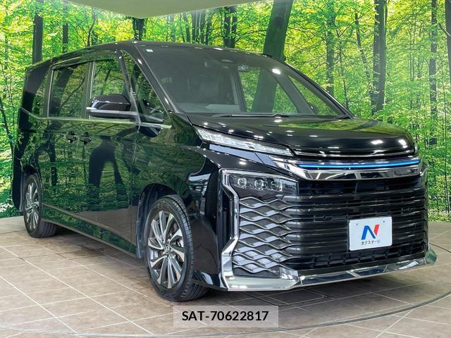 Toyota VOXY 2023-02 8003710-16