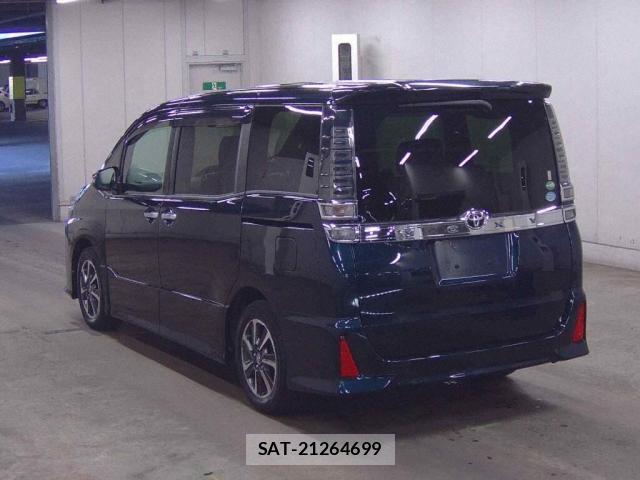 Toyota VOXY 2018-01 8003737-1