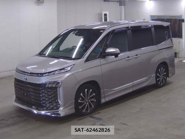 Toyota VOXY 2023-09 8003757-3