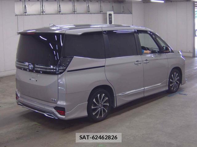 Toyota VOXY 2023-09 8003757-4