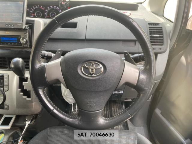 Toyota VOXY 2008-11 8003772-7