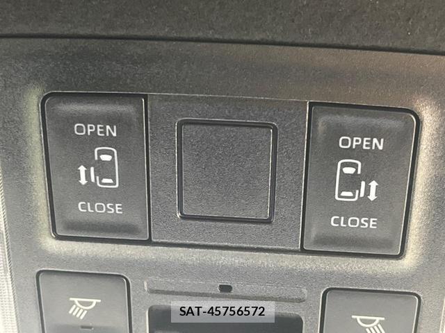Toyota VOXY 2024-04 8004390-4
