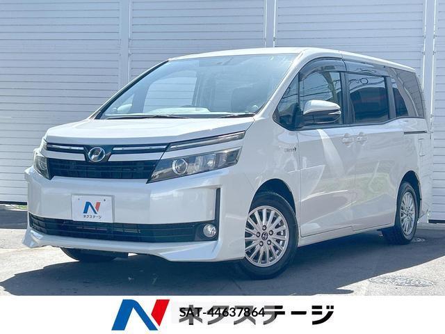 Toyota VOXY 2014-05 8004659-0