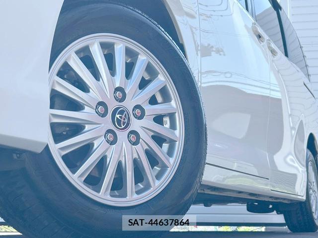 Toyota VOXY 2014-05 8004659-13