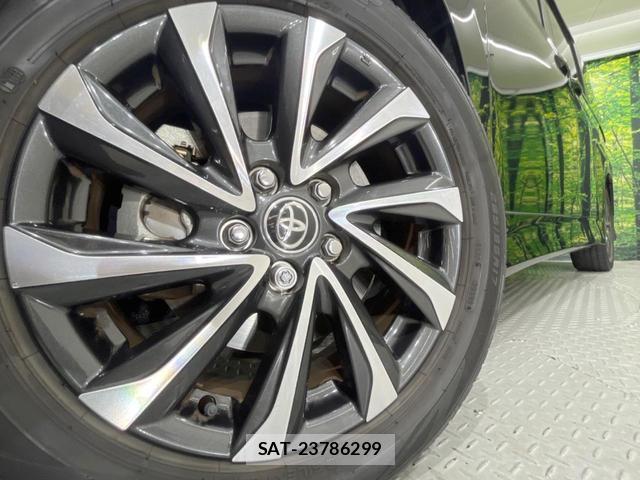 Toyota VOXY 2022-10 8004912-12