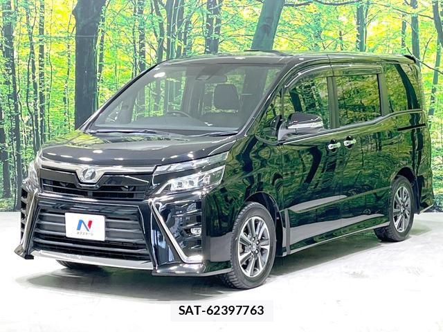 Toyota VOXY 2017-09 8005002-17