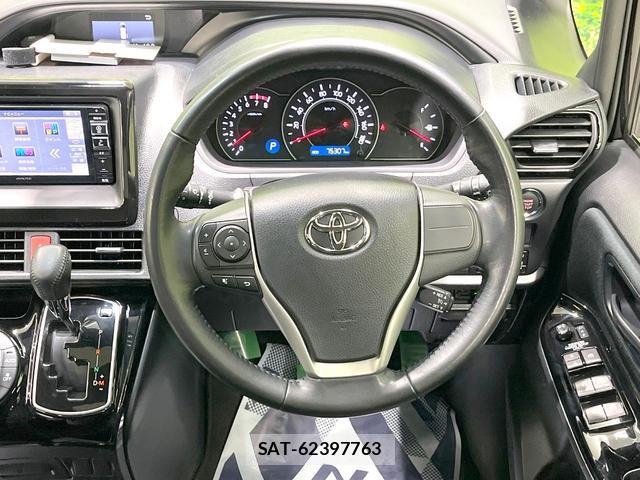 Toyota VOXY 2017-09 8005002-8