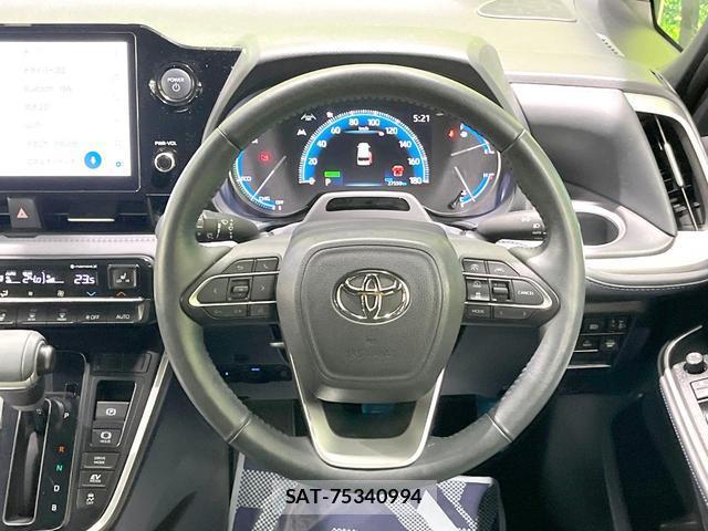 Toyota VOXY 2024-02 8005010-7