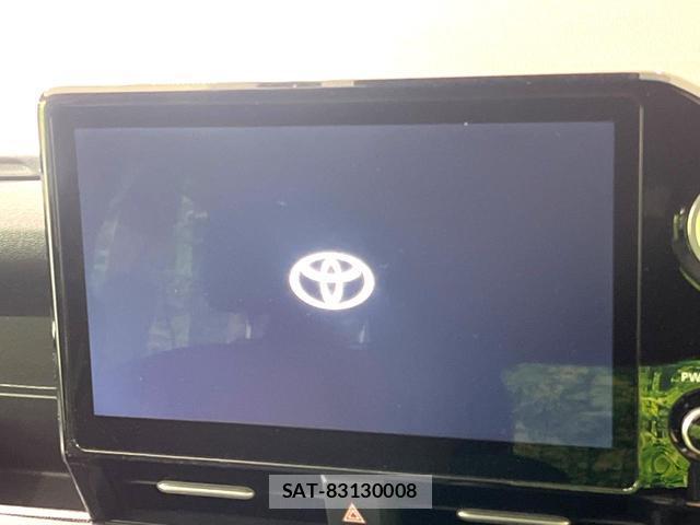 Toyota VOXY 2022-10 8005024-2