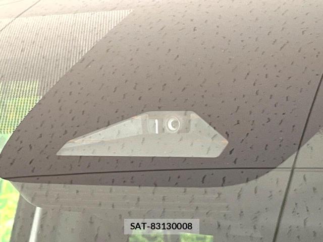 Toyota VOXY 2022-10 8005024-4