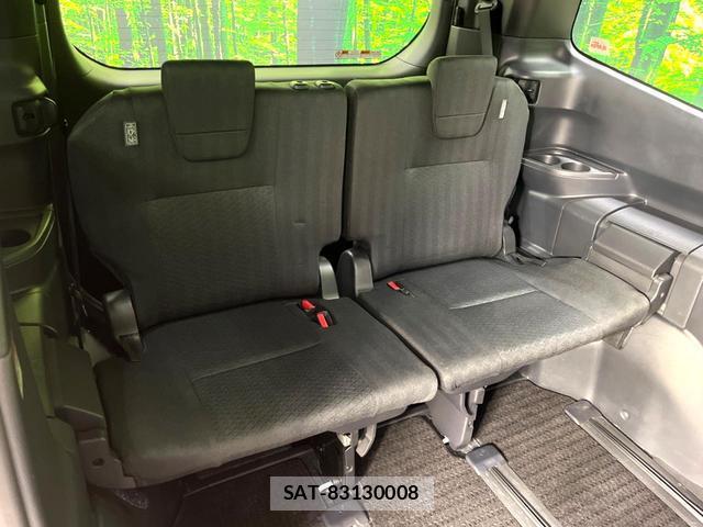 Toyota VOXY 2022-10 8005024-9
