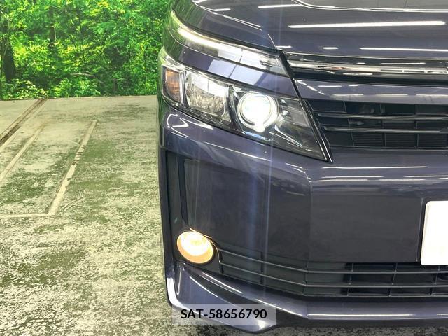Toyota VOXY 2015-11 8005067-11