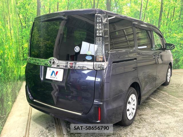 Toyota VOXY 2015-11 8005067-15