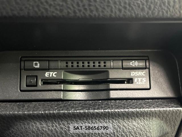 Toyota VOXY 2015-11 8005067-5