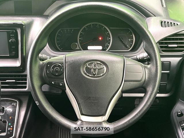 Toyota VOXY 2015-11 8005067-6