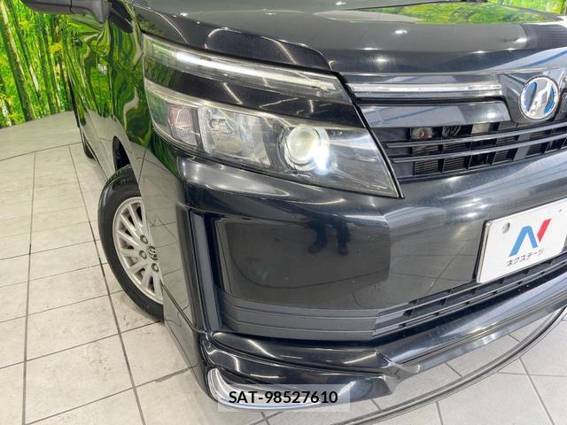 Toyota VOXY 2014-07 8005142-11