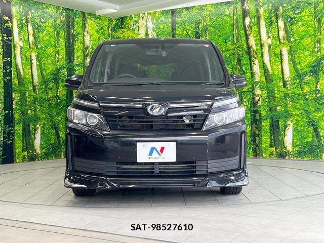 Toyota VOXY 2014-07 8005142-13