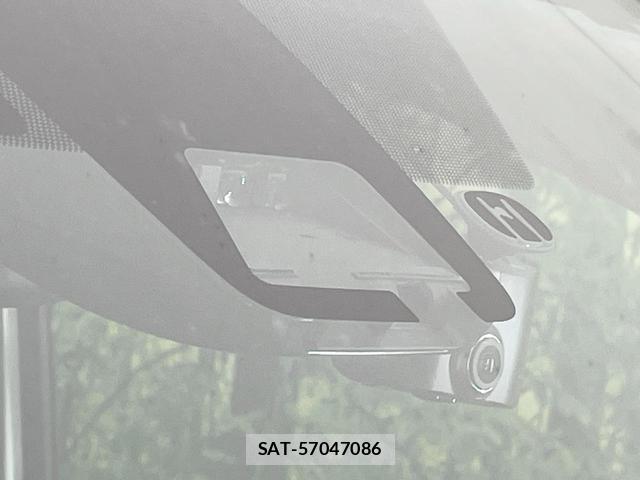 Toyota VOXY 2018-08 8005778-2
