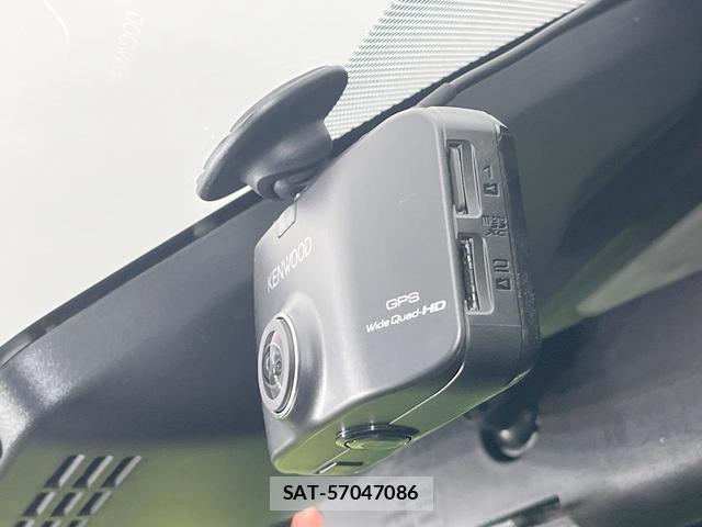 Toyota VOXY 2018-08 8005778-5