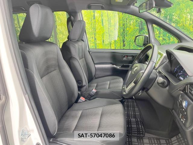 Toyota VOXY 2018-08 8005778-7
