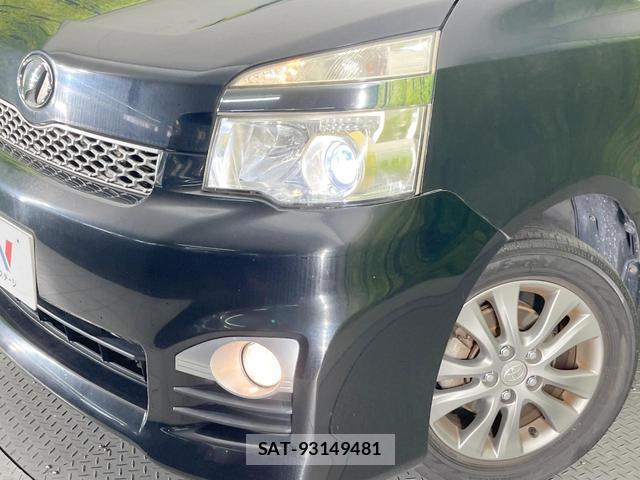Toyota VOXY 2013-07 8005788-12