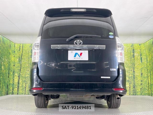Toyota VOXY 2013-07 8005788-15