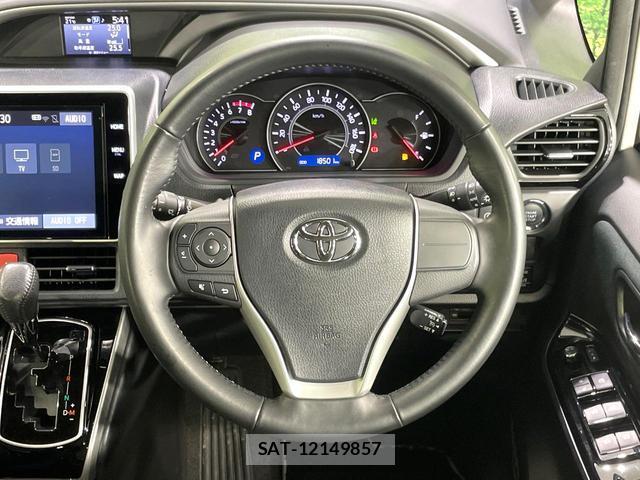Toyota VOXY 2018-12 8006732-11