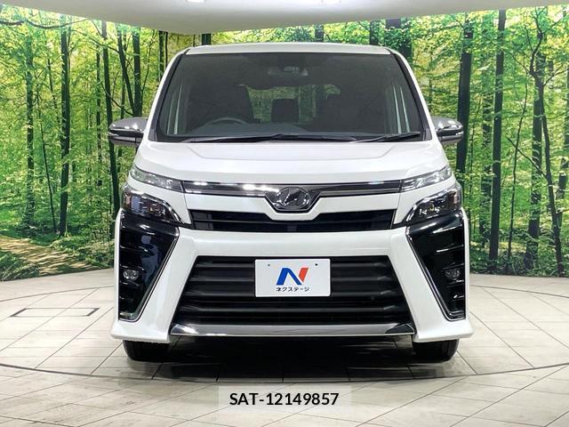 Toyota VOXY 2018-12 8006732-14