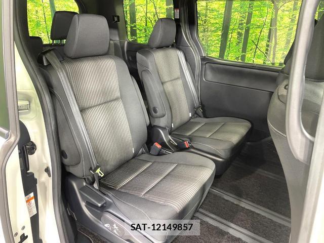 Toyota VOXY 2018-12 8006732-8