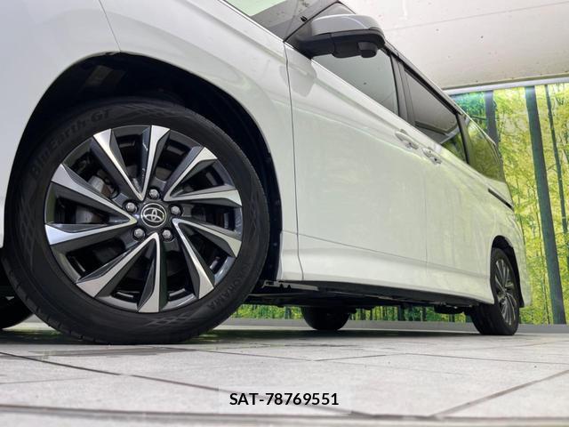 Toyota VOXY 2023-07 8007206-13