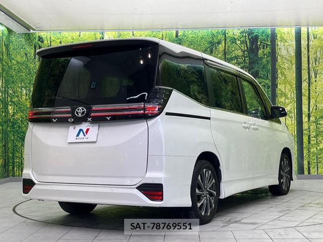 Toyota VOXY 2023-07 8007206-16
