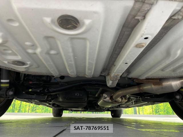 Toyota VOXY 2023-07 8007206-18