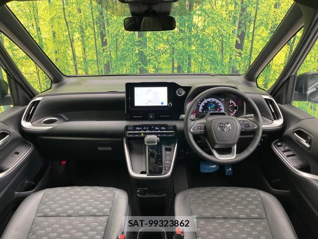 Toyota VOXY 2023-07 8007208-1